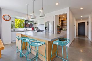 Sandford Nest, Beautiful Family Home, Queenstown - 1