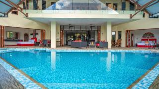 The Diamond Villa - Private Pool, Jacuzzi & Views - 5
