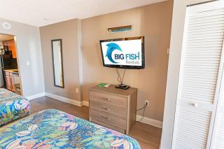 Direct Oceanfront Amazing Views In Camelot Resort! - 1