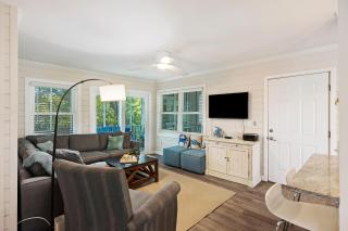 PB48: 48 Pelican Bay - 6