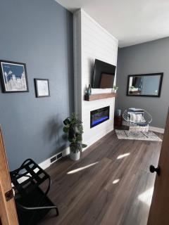 Relaxing Townhouse Downtown Dubuque - 8