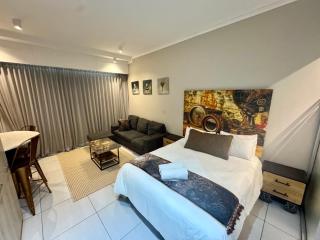 Menlyn Maine Residences 811 - 7