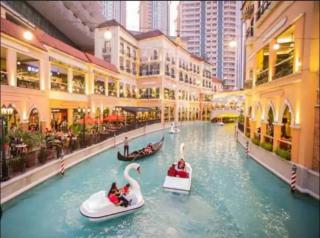 Cozy Apartment in Venice Luxury Residences BGC - 9