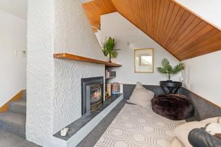 Sunshine Bay Lake Views - 2