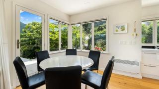 Panorama Views Majestic Mountain Vistas - 3