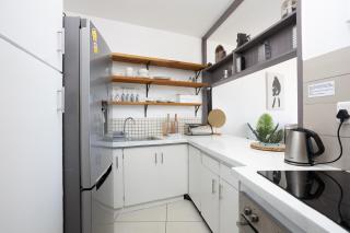 Table Mountain Retreat, Hike, Sea and City Views - 1