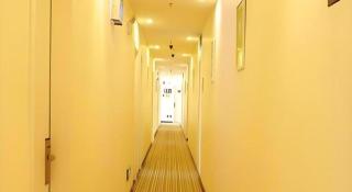 7 Days Inn Luoyang Wangcheng Park Metro Station - 7