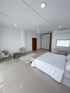 The Altura Apartment - 3