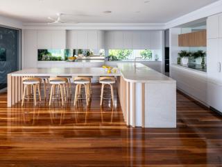 Waterfront Showpiece - 3