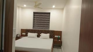 Hotel O Netaji Metro Station Kolkata Formerly Mahamaya Step Inn - 0