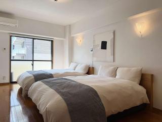 Grandeur by b hotel - Riverside Studio Near Peace Park - 3