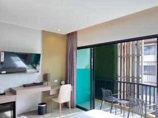 The Sealect Hotel - 1