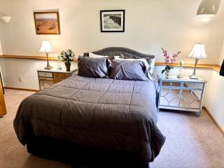 Spacious 2 Bedroom Lower Level with Garage Stall - 2