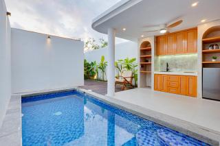 Modern 1BR Villa Bougenville LaLuxe A15 Sanur - 5