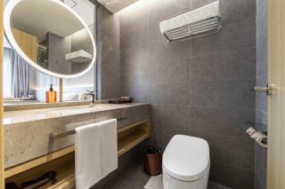 Orange Hotel Shanghai Meilong Wanhui International Plaza - 1