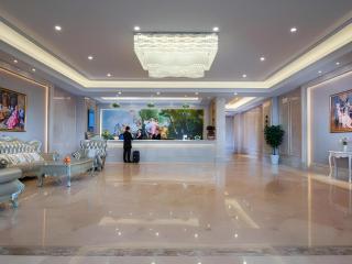 Vienna Hotel Nanning Xiangsi Lake University Town - 0