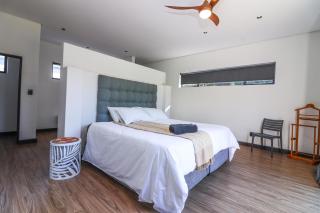 Chanteclaire Escape - 2