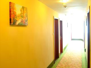 GreenTree Inn Shanghai FTA Waigaoqiao Free Trade Zone North Subway Station Shell Hotel - Shanghai - 2