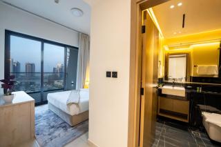 EasyGo - Binghatti Canal Burj Khalifa View 1 Bedroom - 4