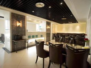 GreenTree Inn Suzhou Railway Station North Square Haobainian Wedding Dress City Express Hotel - 9