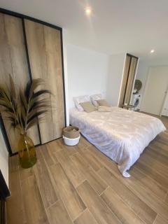 l'hippy chic jacuzzi superbe vue étang de Thau - 5