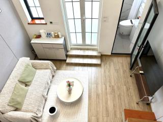 Private Garden Courtyard in Shanghai Old Villa Near City Center Nanjing West Road Metro Station - 6