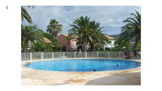 Mazet avec piscine collective - 1