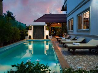 Angkor Ry Boutique - 9