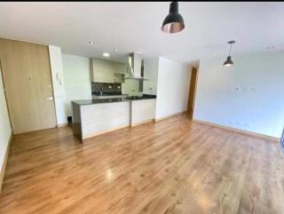 Cómodo apartamento Zona 4 - 5