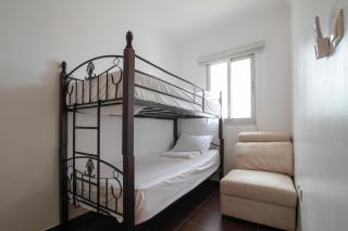 Josden Maianga T2 - 8