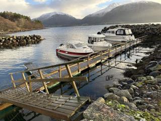 6 person holiday home in AVERØY-By Traum - 2