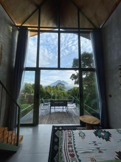 Black Wood Cabin - 9