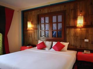 Phumanee Home Hotel - 1