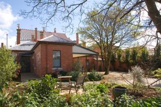 Mollisons - Kyneton - 0
