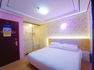 Jinhui Hotel, Dinggou Town, Jiangdu District - 9