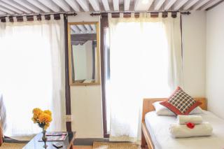 Hiranya Guest House - 1