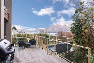 Vancouver Spa Views - 3