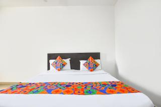 FabHotel Surajkund Residency - 7