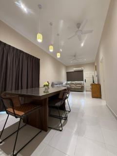 Seremban 2 Lyrica Warmth Corner House - 3