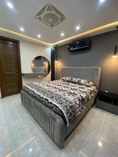 Luxury 1 Bed Appartments - 0