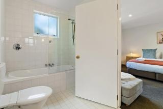 Central Lake Views - Habeke K - 2