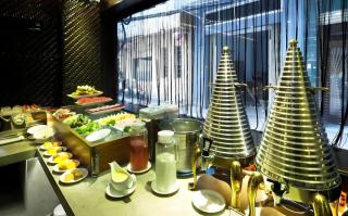 The White Hotel 8A Thai Van Lung - 5