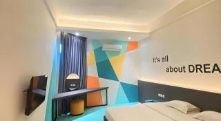 Alexander Hotel Tegal - 1