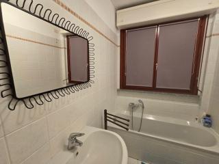 Comfort & Relaxation near Lake Como and the Stadium - 4