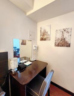 Tagaytay Condo Staycation- Taal-view with balcony - 5