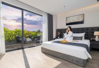 JBAY Beachfront Boutique Hotel - 5