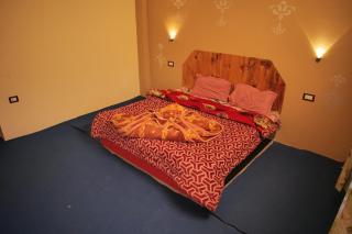 Yellowjackets Hostel Tosh - 4