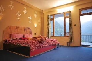 Yellowjackets Hostel Tosh - 6