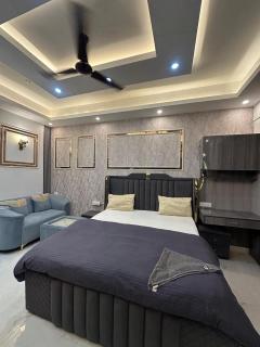 Family-friendly home in noida - 5