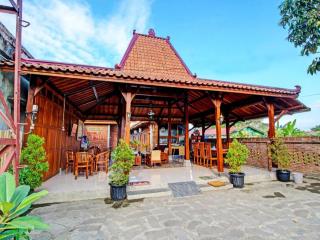 OYO 92606 Djoglo Boto Homestay Syariah - 6